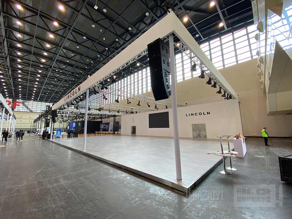 車展地臺(tái)出租廠家搭建領(lǐng)克車展地臺(tái)