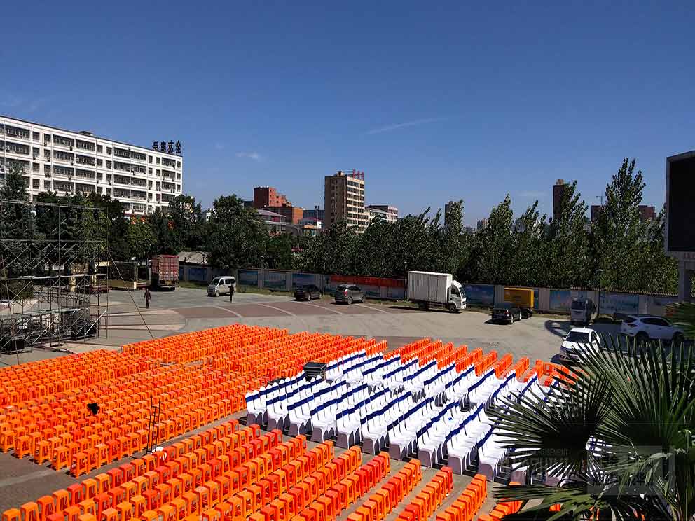 魯山集團(tuán)聯(lián)誼會(huì)租賃華熠塑料方凳