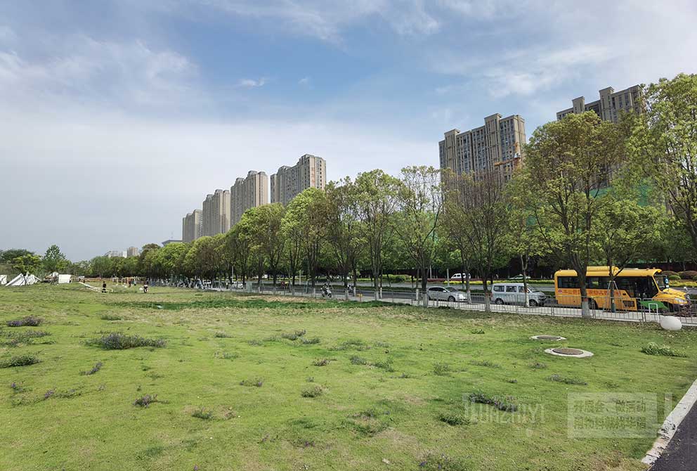 華熠鐵馬護(hù)欄租賃助力文化節(jié)開幕式現(xiàn)場