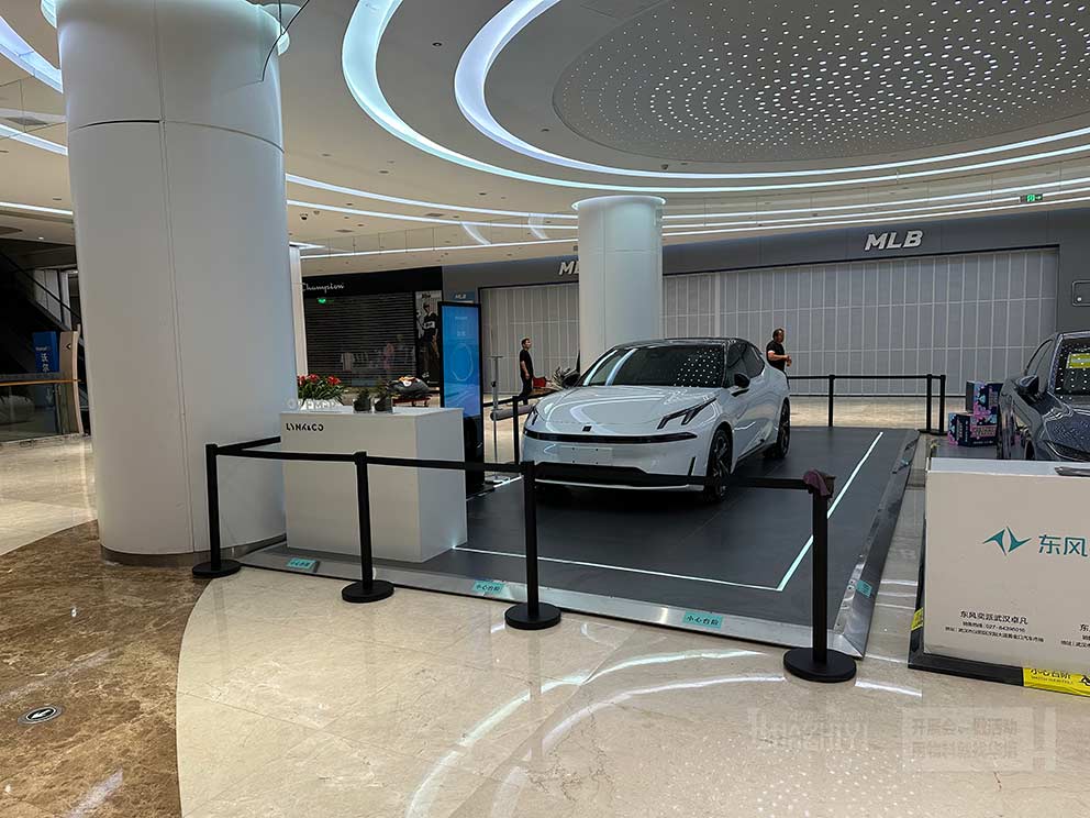 舞臺地臺租賃用在商場臨時車展很合適