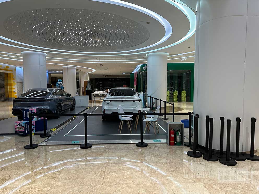 舞臺地臺租賃用在商場臨時車展很合適