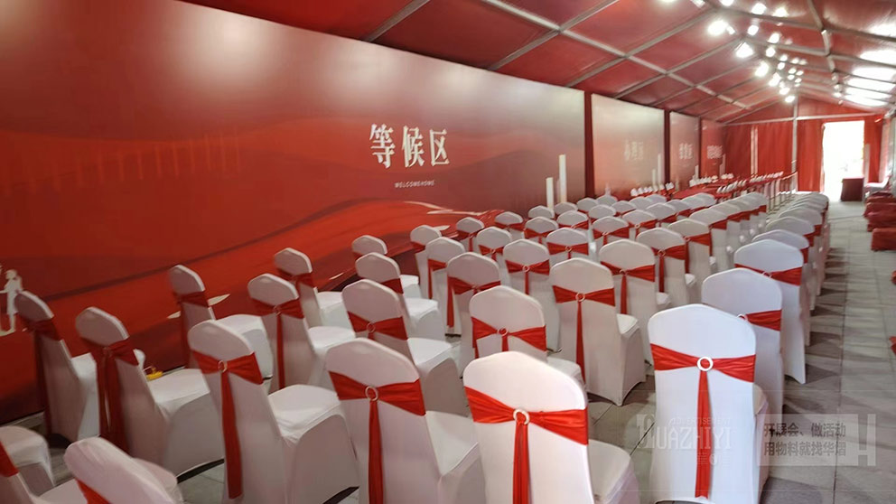 桌椅出租是一種更經(jīng)濟(jì)的活動解決方案