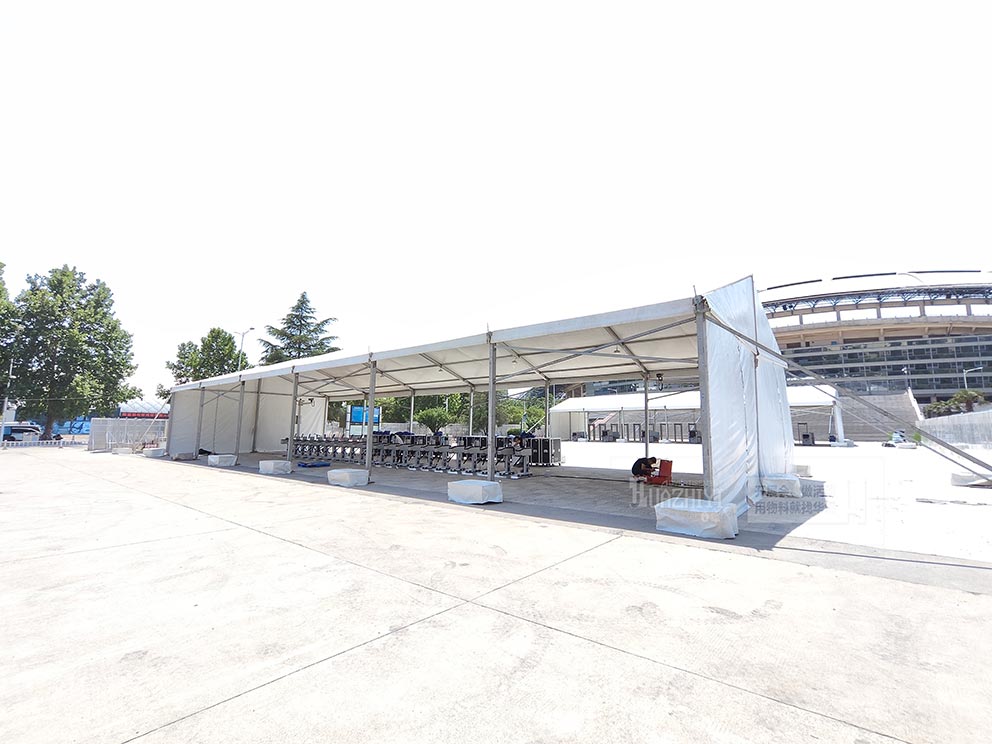 安檢門設(shè)備出租—華熠安檢門閘機助力安全檢查