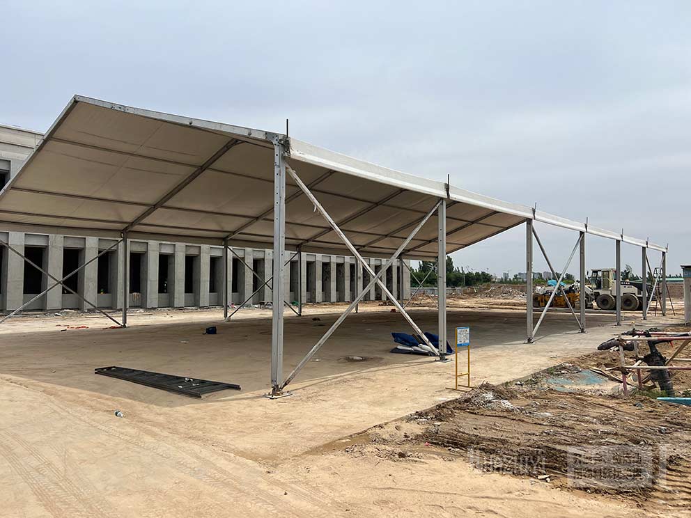 中國建業(yè)安全月啟動儀式使用鄭州篷房租賃搭建的臨時篷房