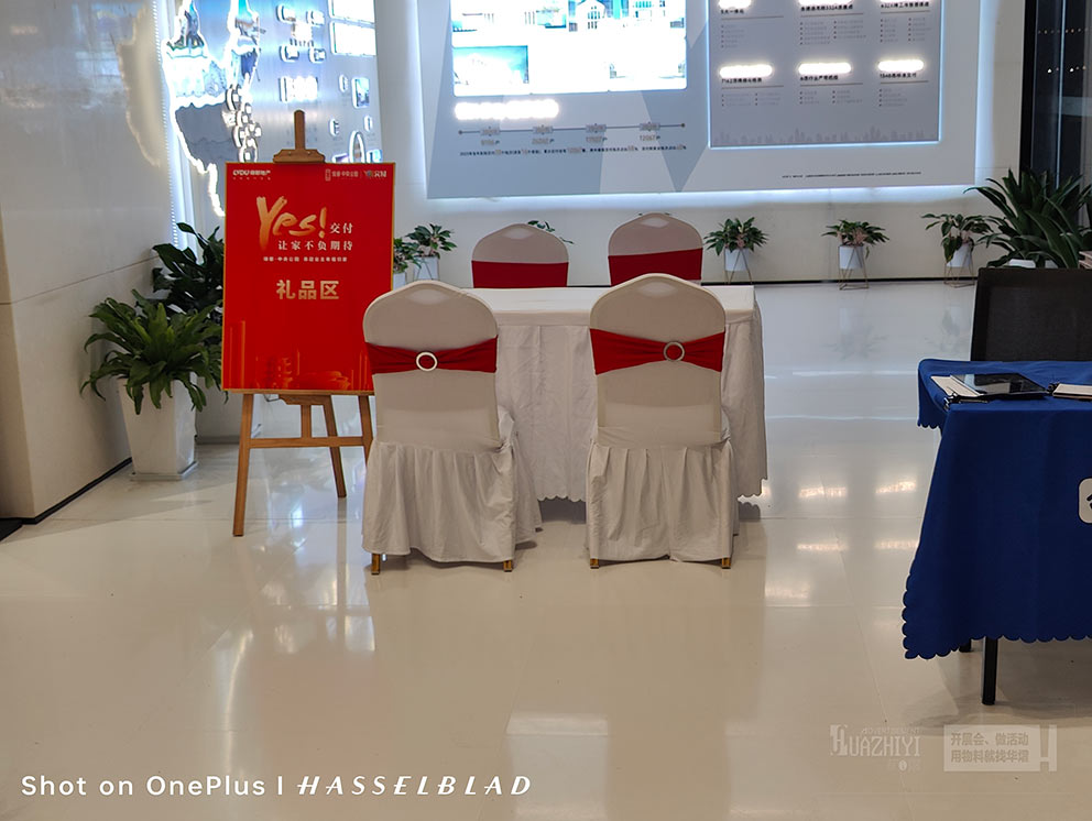 鄭州畫架出租廠家可以提供多種類型的活動物料供應