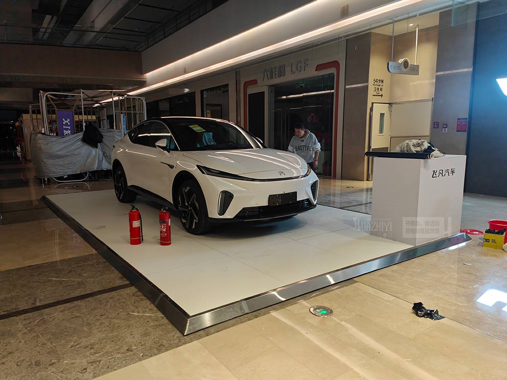 開(kāi)封地臺(tái)舞臺(tái)租賃廠家鋪設(shè)地臺(tái)的時(shí)效與品質(zhì)并重