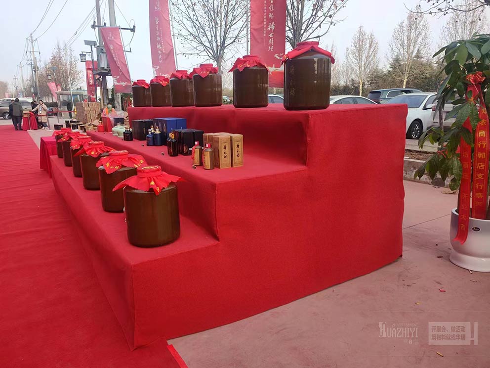 鄭州活動(dòng)階梯看臺租賃的規(guī)格類型介紹