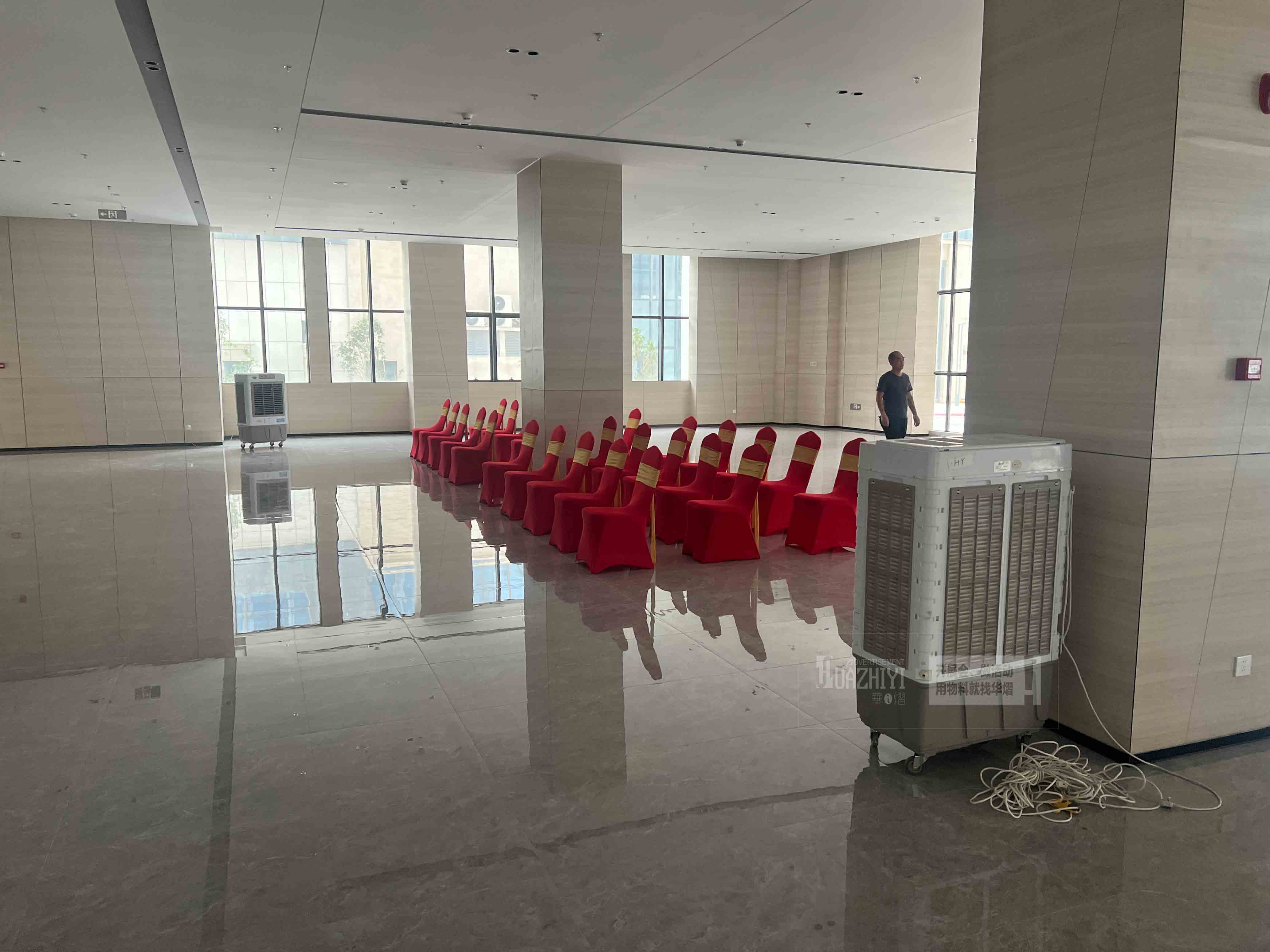 室內(nèi)活動使用鄭州冷風(fēng)機租賃制冷效果更明顯