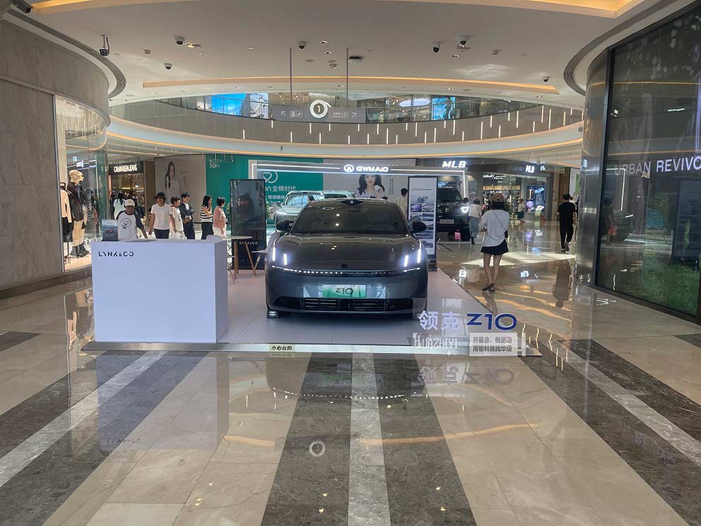 開封車展地臺(tái)出租鋪設(shè)商場臨時(shí)汽車展位