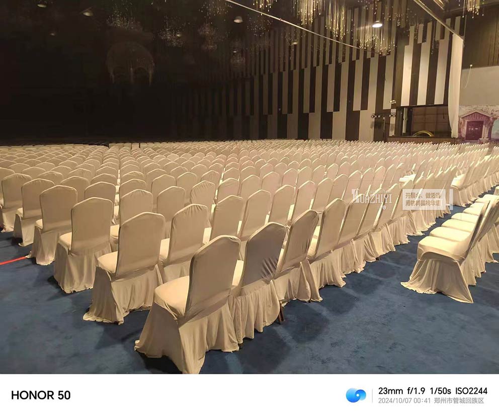 鄭州桌椅出租的價格范圍講解