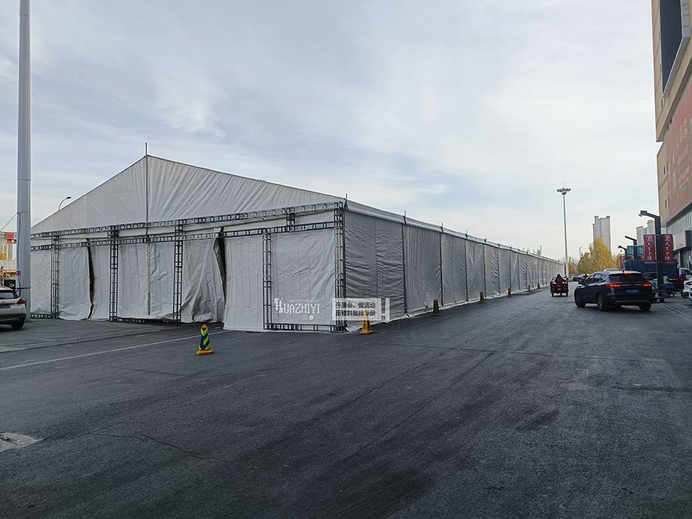 鄭州展銷會篷房租賃現(xiàn)身百榮年貨節(jié)現(xiàn)場