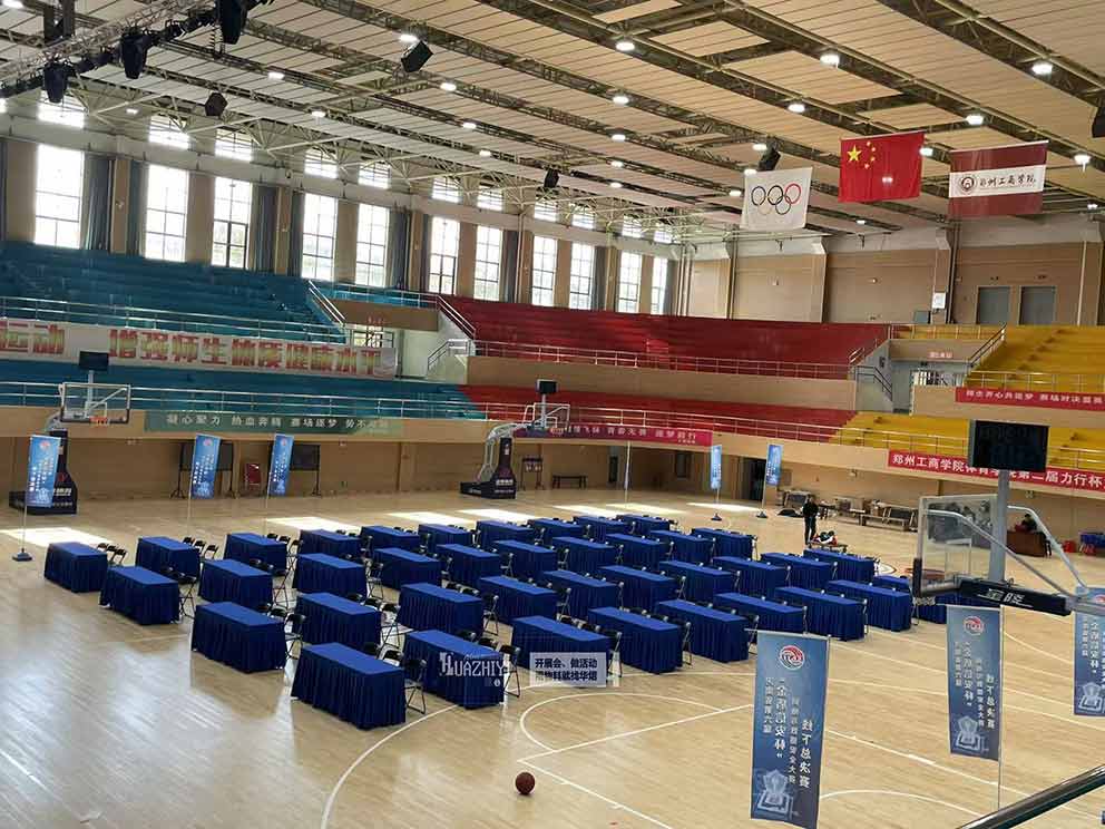 鄭州工商學(xué)院網(wǎng)絡(luò)與數(shù)據(jù)安全大賽現(xiàn)場(chǎng)租賃華熠公司的桌椅