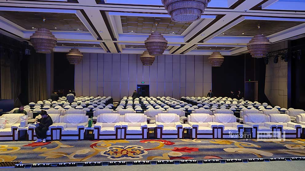 鄭州布藝沙發(fā)檔次沙發(fā)租賃助力多種會(huì)議