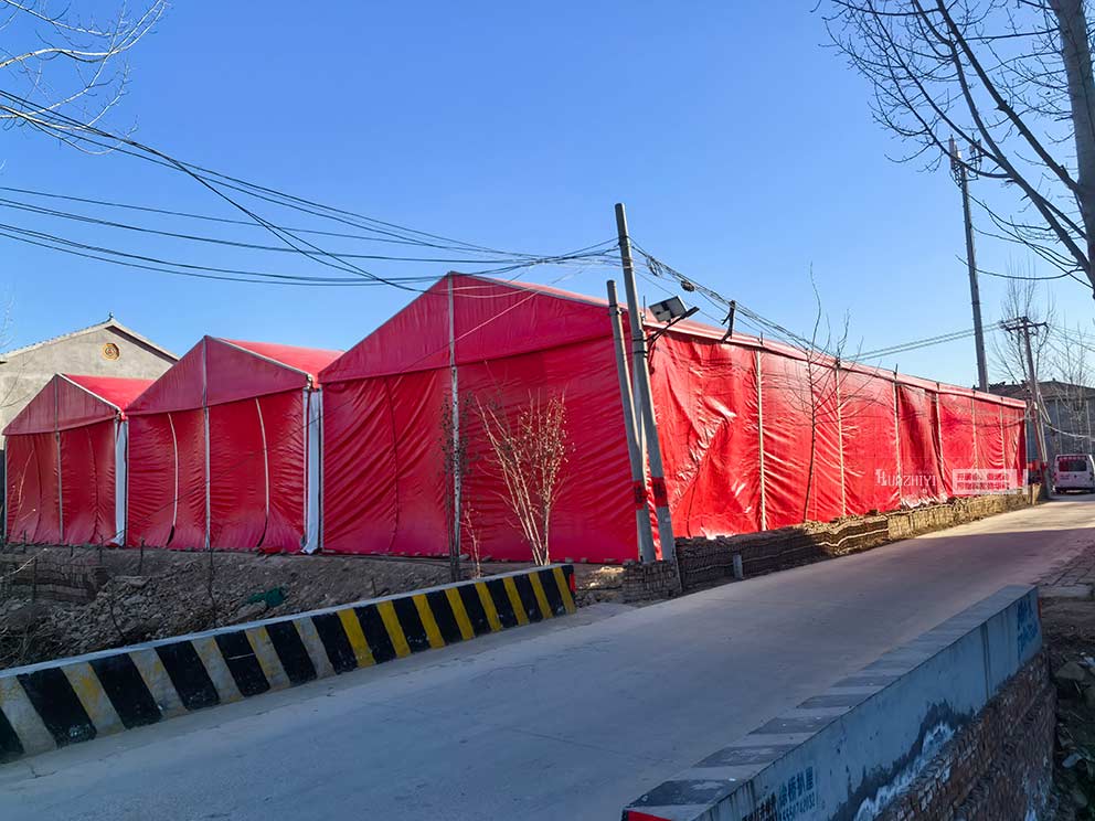 婚禮篷房租賃可以根據(jù)新人需求定制裝飾