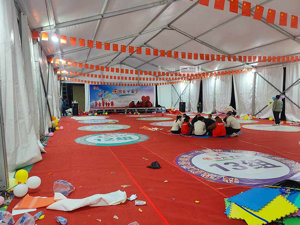 賽事篷房租賃場(chǎng)地要求較低成本更節(jié)約