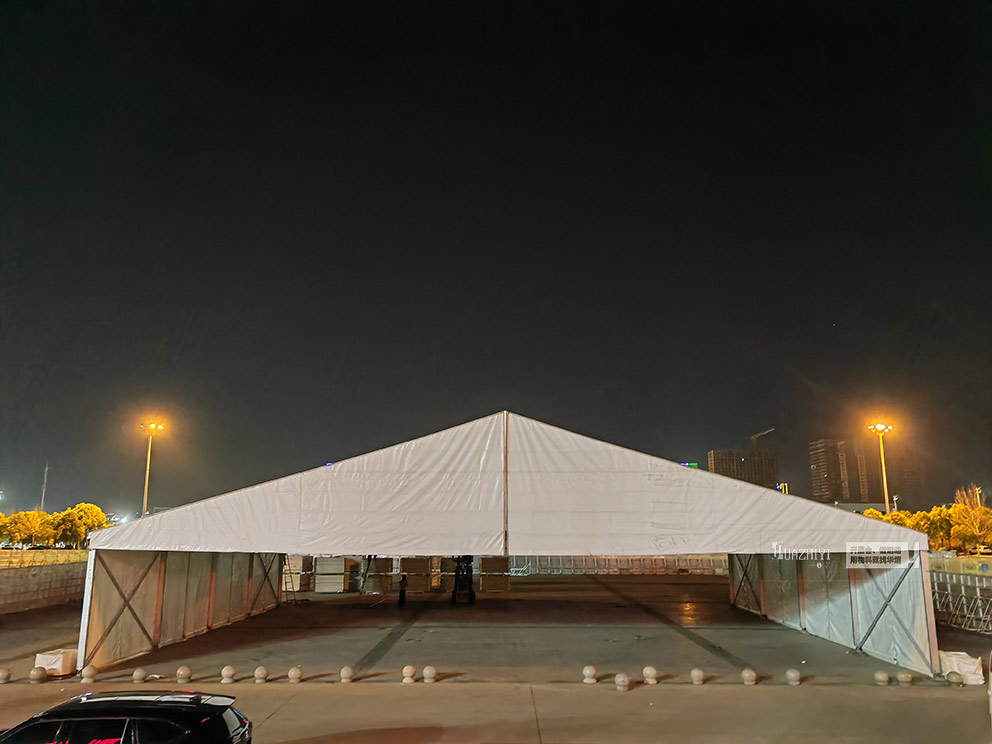 華熠篷房租賃公司搭建安檢活動(dòng)篷房