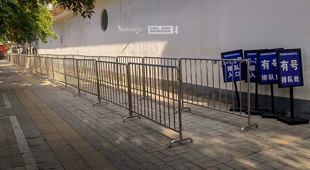 信訪局入口處鐵馬由華熠鐵馬租賃布場