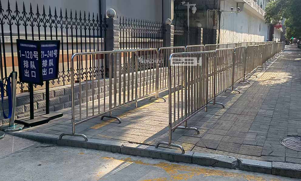 信訪局入口處鐵馬由華熠鐵馬租賃布場