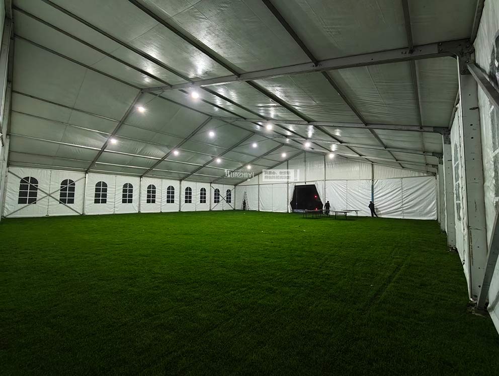 圣安德魯斯高爾夫球場(chǎng)篷房，許昌篷房租賃進(jìn)行搭建