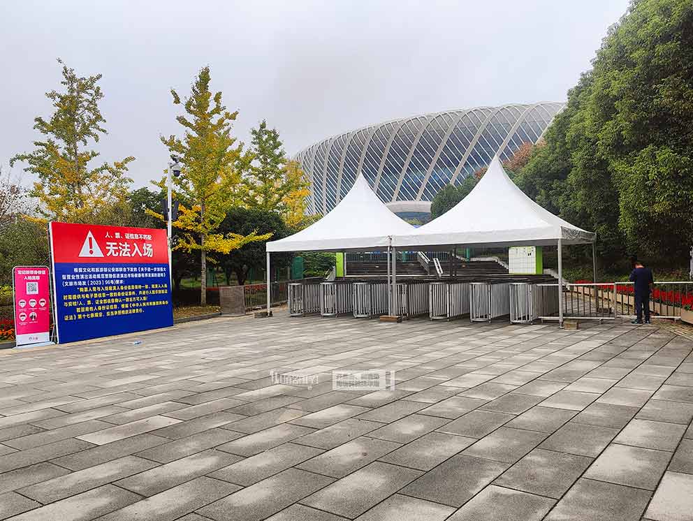 陳楚生2025演唱會(huì)武漢站由華熠帳篷鐵馬護(hù)欄租賃布場